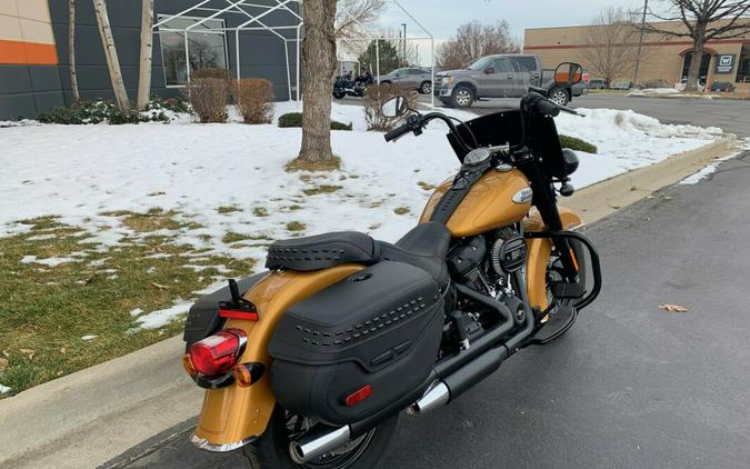 2023 Harley-Davidson Heritage Classic Prospect Gold