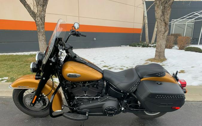 2023 Harley-Davidson Heritage Classic Prospect Gold