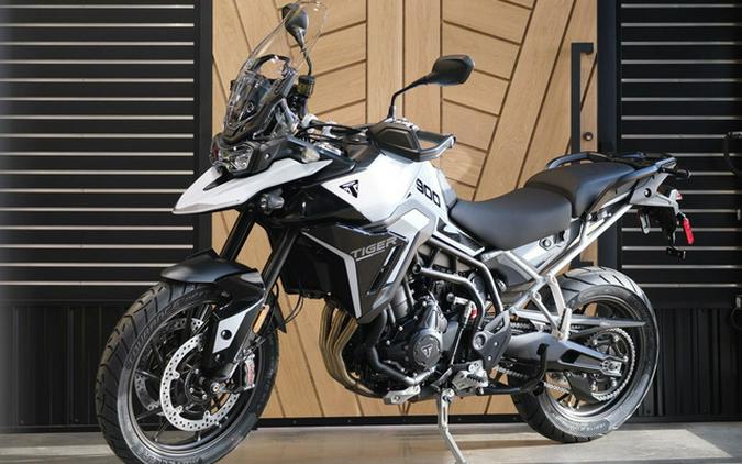 2024 Triumph Tiger 900 GT Pro Snowdonia White / Sapphire Black