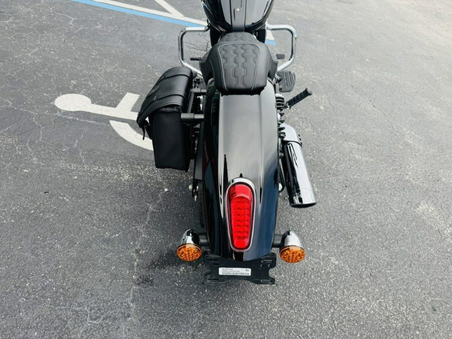 2025 Indian Scout Classic Limited +Tech Black Metallic