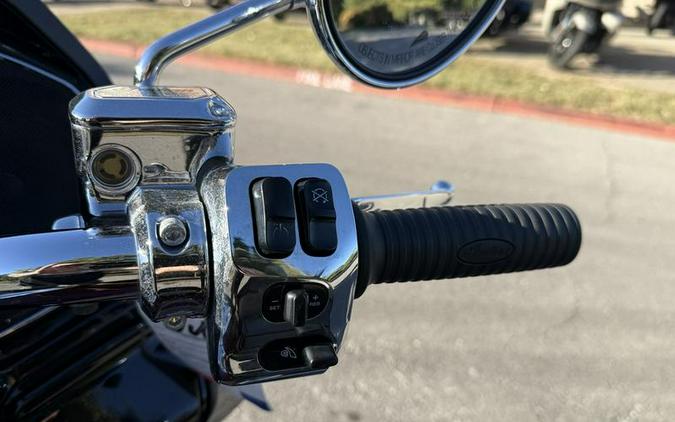 2022 Indian Motorcycle® Challenger® Limited Maroon Metallic