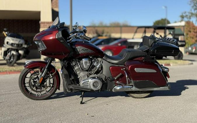 2022 Indian Motorcycle® Challenger® Limited Maroon Metallic