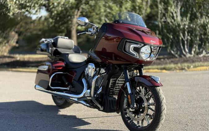 2022 Indian Motorcycle® Challenger® Limited Maroon Metallic