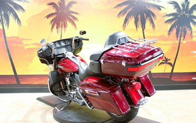 2017 Harley-Davidson® FLHTCU - Electra Glide® Ultra Classic®