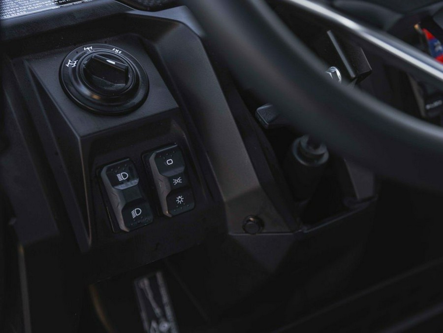 2026 CFMOTO UFORCE 800 XL