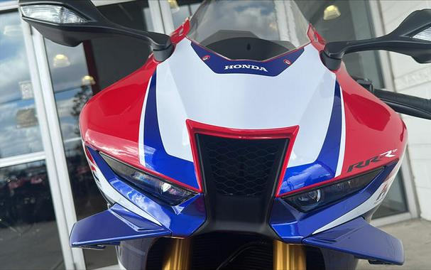 2026 Honda® CBR1000RR-R Fireblade SP