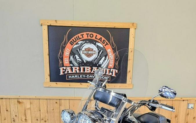 2010 Harley-Davidson® FLHRC - Road King® Classic