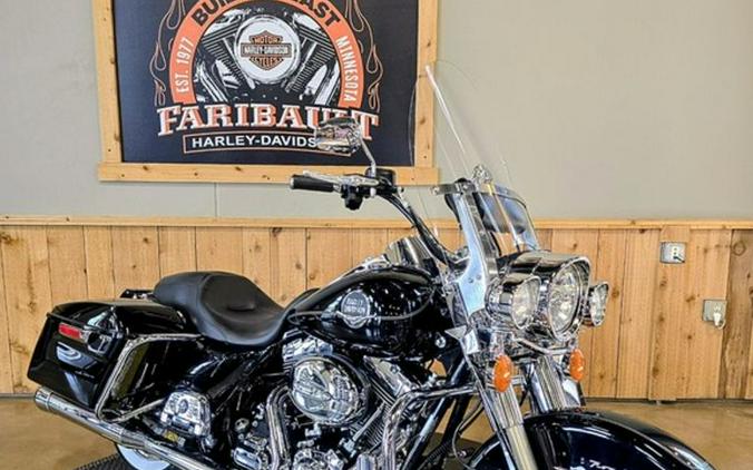 2010 Harley-Davidson® FLHRC - Road King® Classic