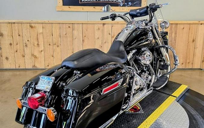2010 Harley-Davidson® FLHRC - Road King® Classic