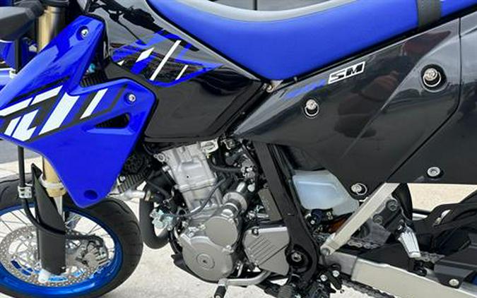 2023 Suzuki DR-Z400SM