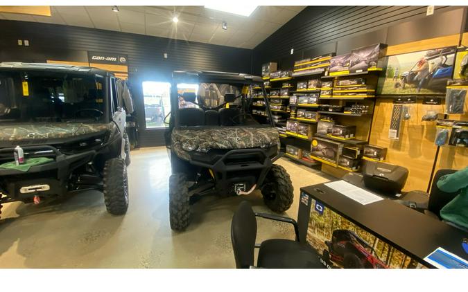 2025 Can-Am DEFENDER XT HD10 (8CSB)