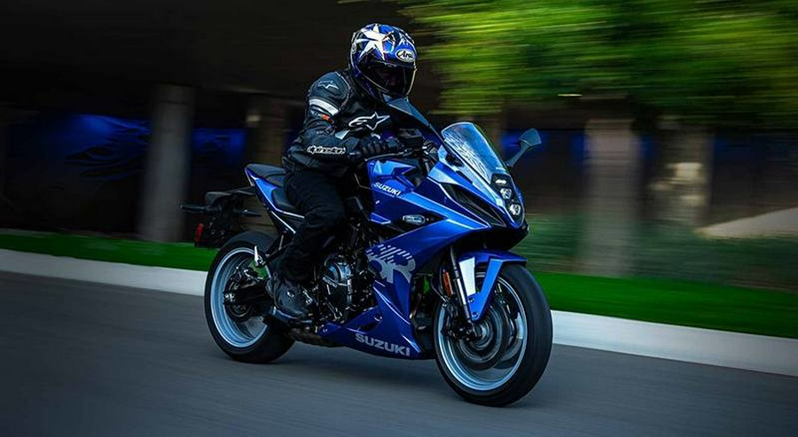 2025 Suzuki GSX-S 8R