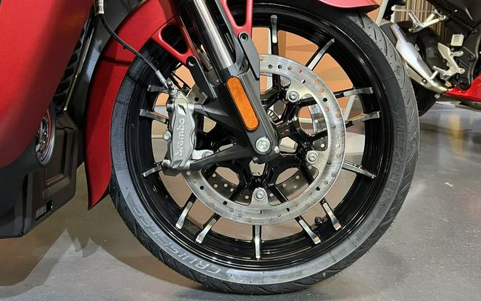 2025 Indian Motorcycle® Roadmaster® PowerPlus Dark Horse® 112 w/PowerBand Sunset Red Smoke