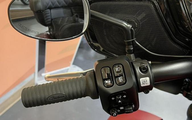 2025 Indian Motorcycle® Roadmaster® PowerPlus Dark Horse® 112 w/PowerBand Sunset Red Smoke