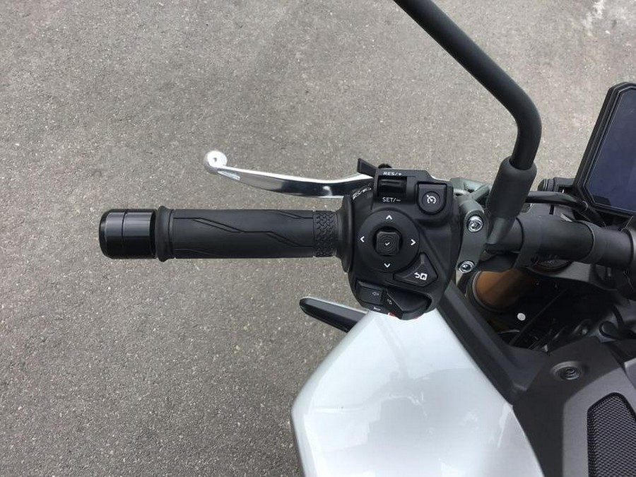 2025 Yamaha MT-09 SP