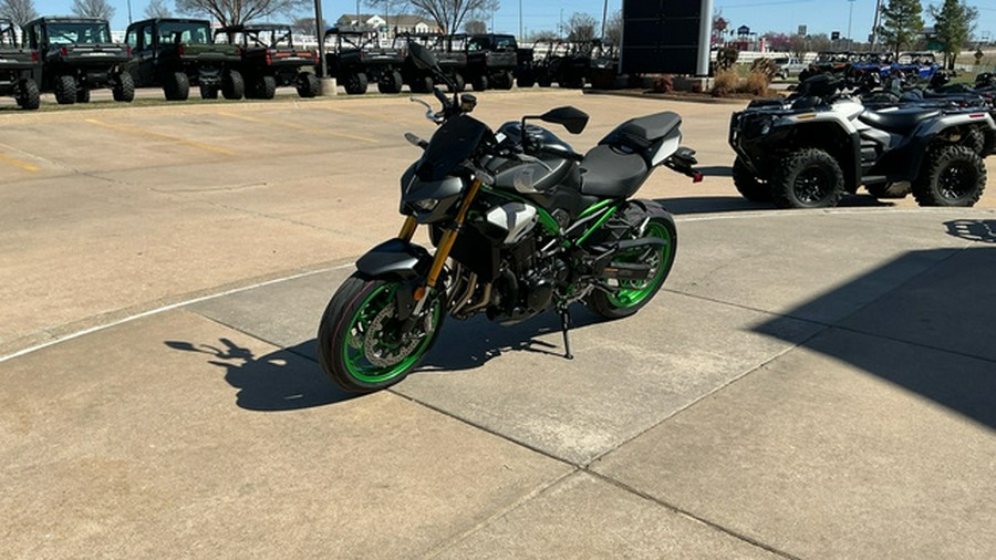 2026 Kawasaki Z900 SE ABS