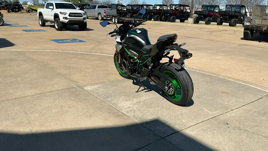 2026 Kawasaki Z900 SE ABS