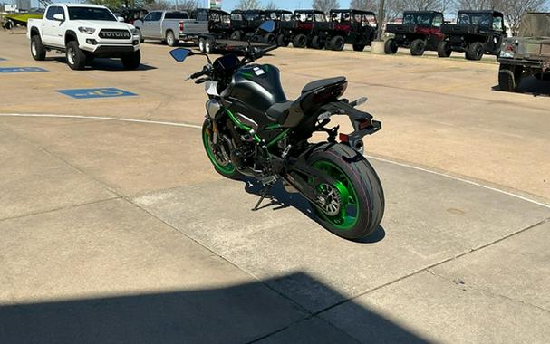 2026 Kawasaki Z900 SE ABS