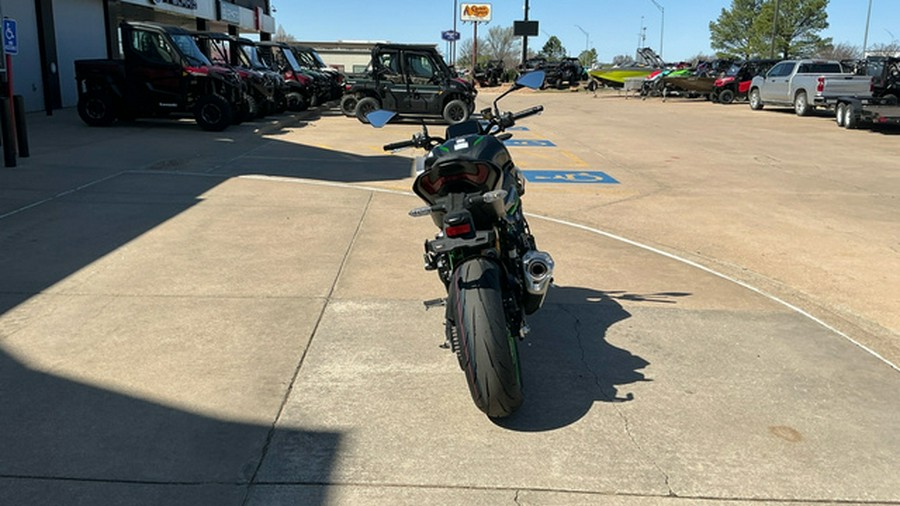 2026 Kawasaki Z900 SE ABS
