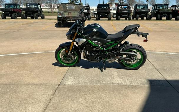 2026 Kawasaki Z900 SE ABS