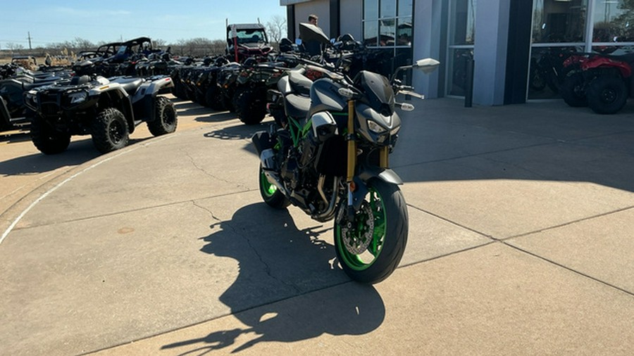 2026 Kawasaki Z900 SE ABS