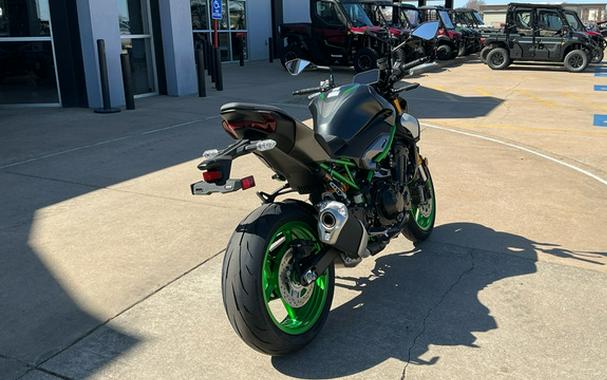 2026 Kawasaki Z900 SE ABS