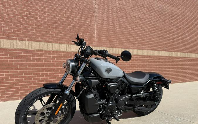 2026 Harley-Davidson® Nightster® Dark Billiard Gray