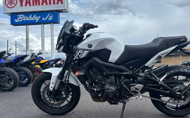2017 Yamaha FZ-09 CA