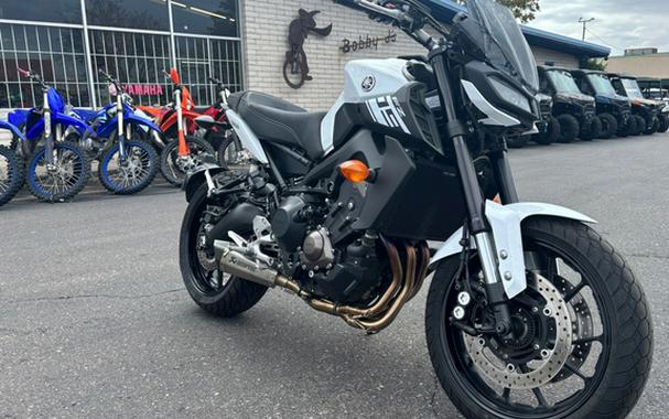 2017 Yamaha FZ-09 CA