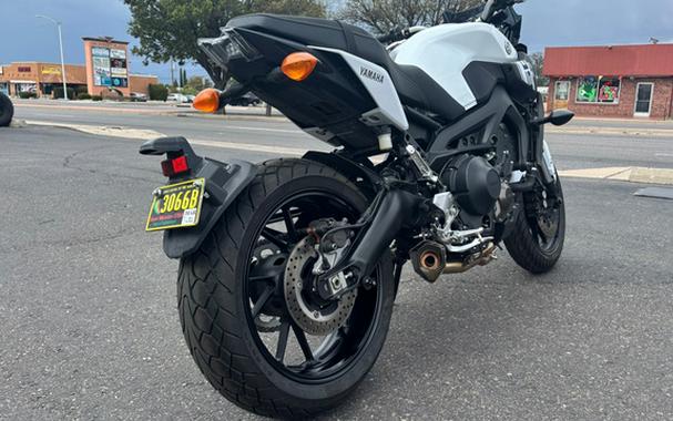 2017 Yamaha FZ-09 CA