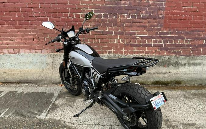 2024 Ducati SCRAMBLER 800 ICON