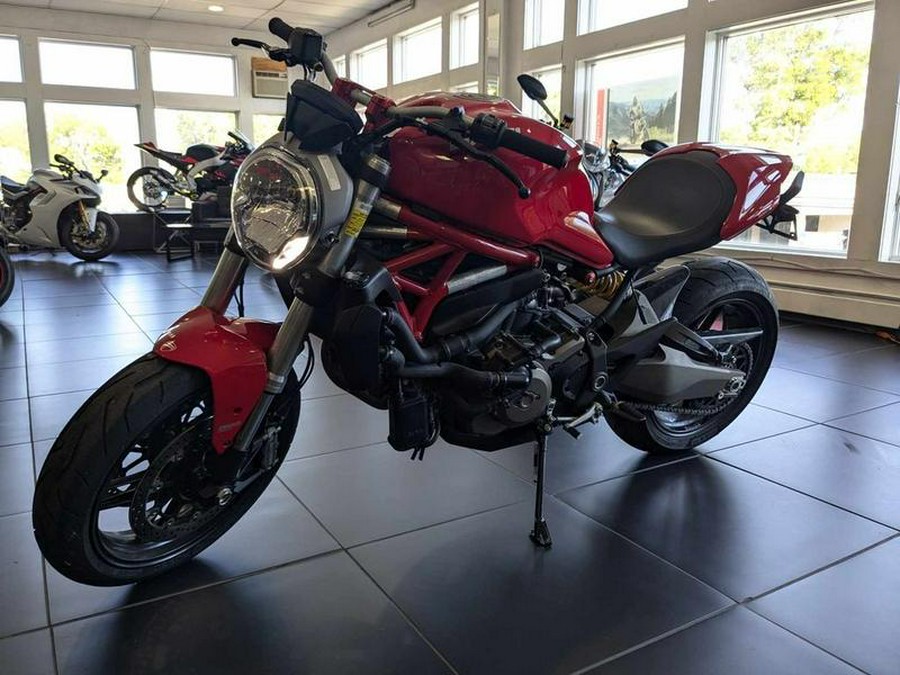 2016 Ducati Monster 821 Red