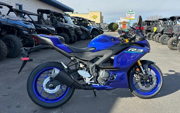 2026 Yamaha YZF R3 ABS