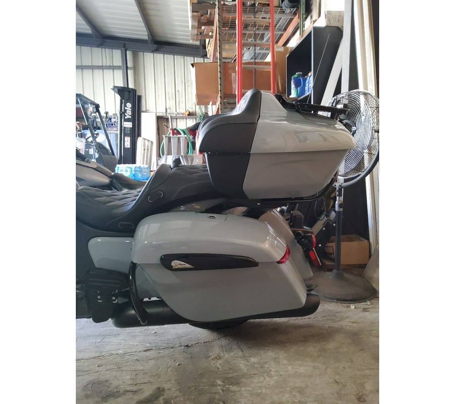 2025 Indian Motorcycle® Roadmaster® PowerPlus Dark Horse®
