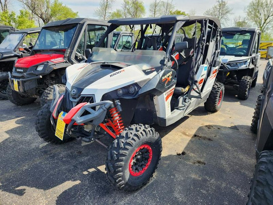 2014 Can-Am® Maverick MAX X® rs DPS™ 1000R White, Black & Can-Am Red