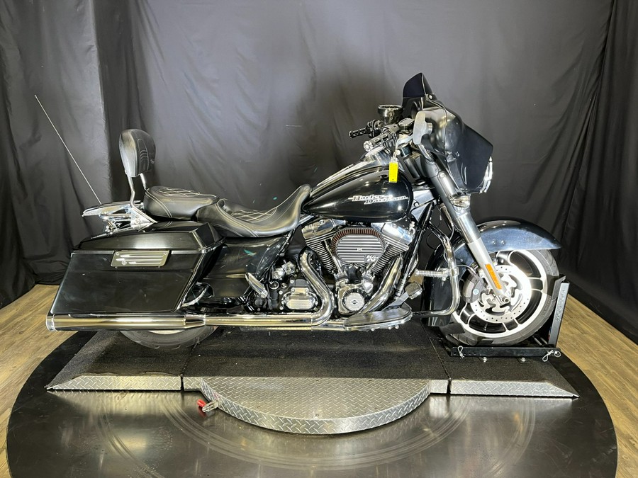 2012 Harley-Davidson Street Glide®