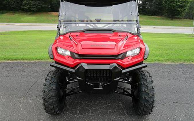 2025 Honda Pioneer 1000-5 Deluxe