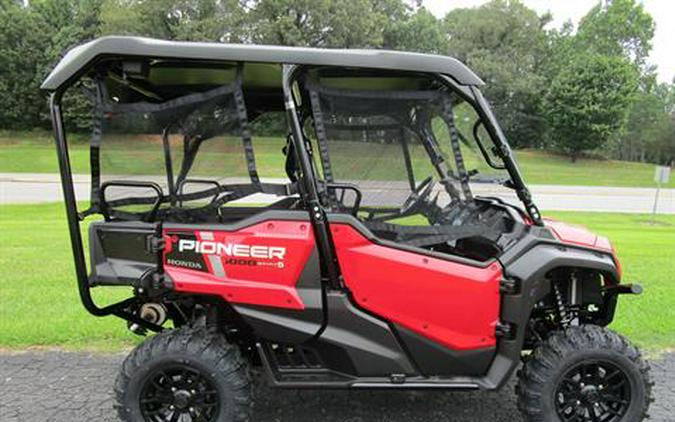 2025 Honda Pioneer 1000-5 Deluxe