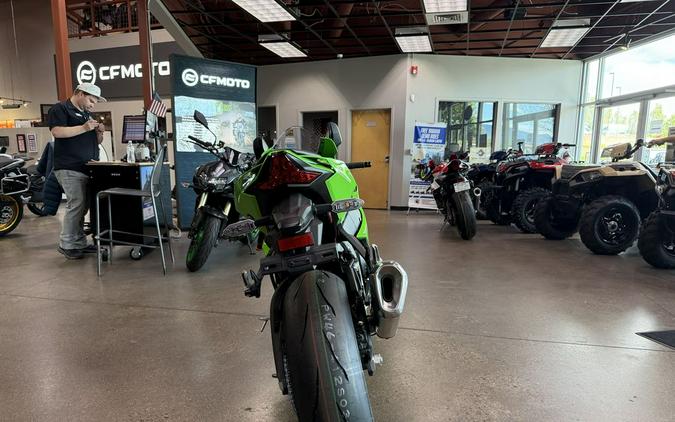 2026 Kawasaki NINJA® ZX™-10R ABS