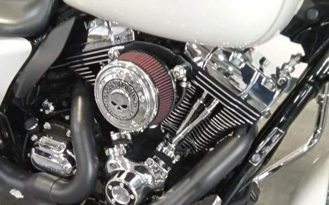 2015 Harley-Davidson® FLHR - Road King®