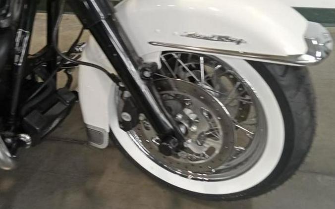 2015 Harley-Davidson® FLHR - Road King®