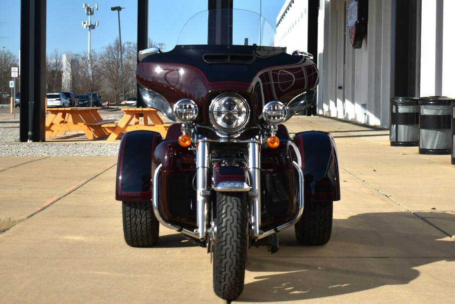 2022 Harley-Davidson<sup>®</sup> Tri Glide<sup>®</sup> Ultra