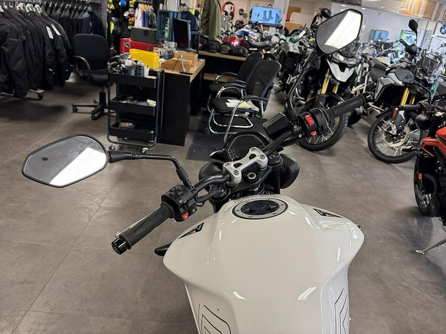 2025 Triumph Street Triple 765 R Pure White