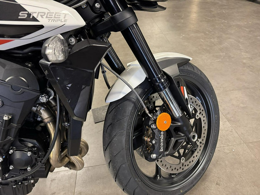2025 Triumph Street Triple 765 R Pure White