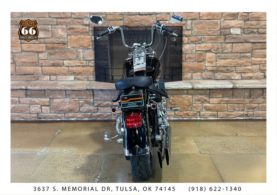 2001 Harley-Davidson® Fat Boy® VIVID BLACK W/STRIPE