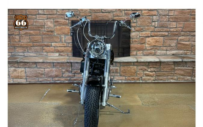 2001 Harley-Davidson® Fat Boy® VIVID BLACK W/STRIPE