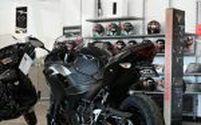 2025 Kawasaki Ninja 500 ABS