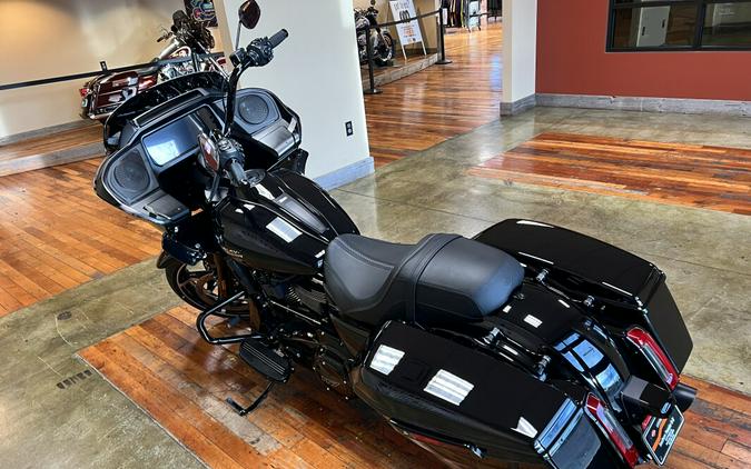 New 2026 Harley-Davidson Road Glide Grand American Touring Motorcycle For Sale Near Memphis, TN