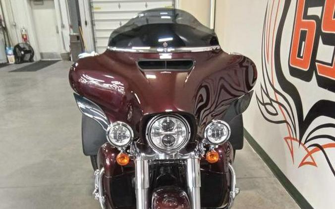 2019 Harley-Davidson® FLHTCUTG - Tri Glide® Ultra