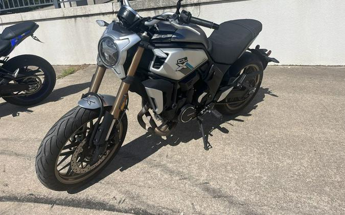 2022 CFMOTO 700 CL-X Sport